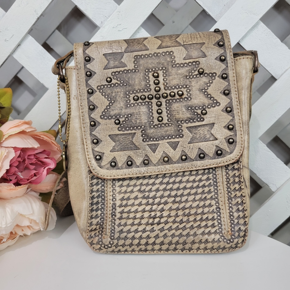 American West Southwestern Style Studded Leather Crossbody Purse